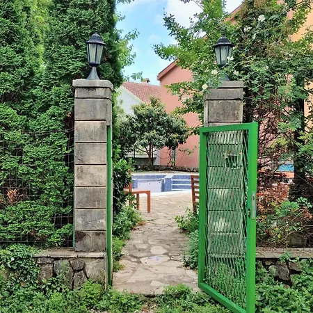Club House Apartment With Garden And Pool *