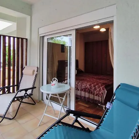 Club House Apartment With Garden And Pool Apartment Budva