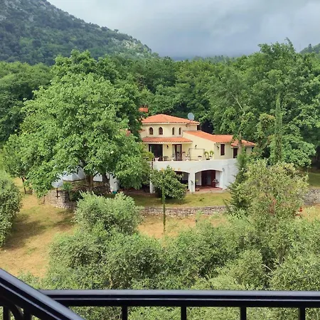 Club House Apartment With Garden And Pool